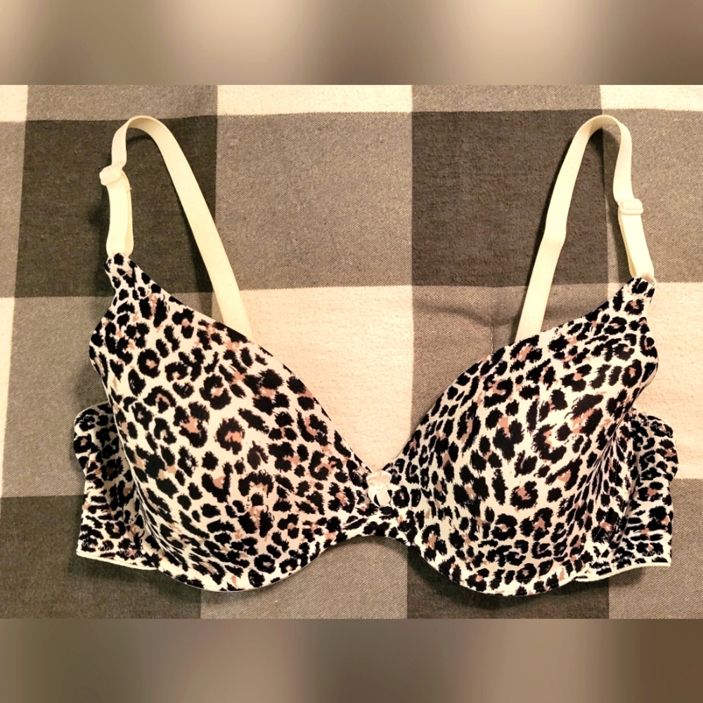 Leopard print bra 38b